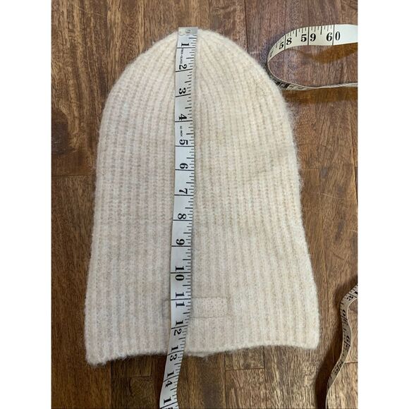 NWT Favorite Daughter The Logo Patch Rib Beanie main image 5